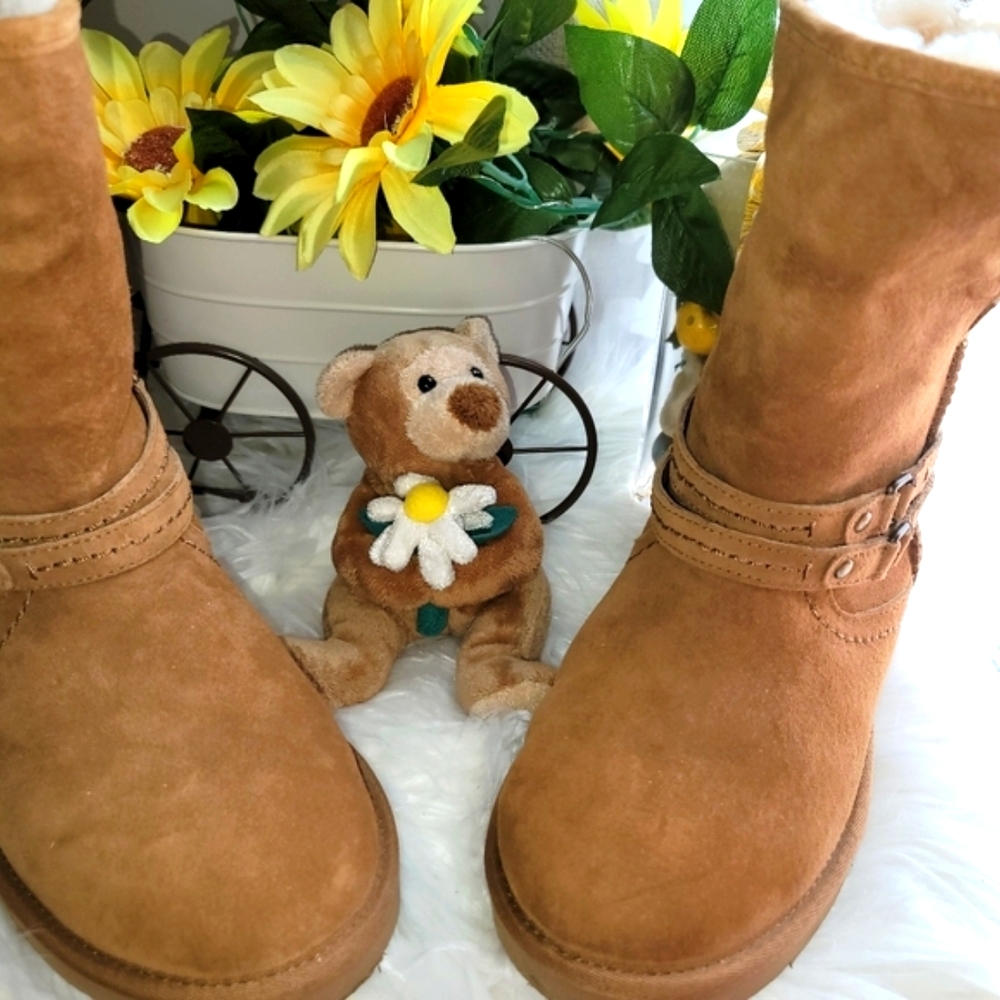 UGG boots - Picture 4 of 8